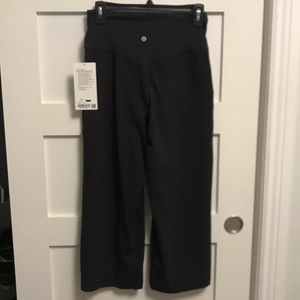 Lululemon Align Wide Leg Crop- new with tags
